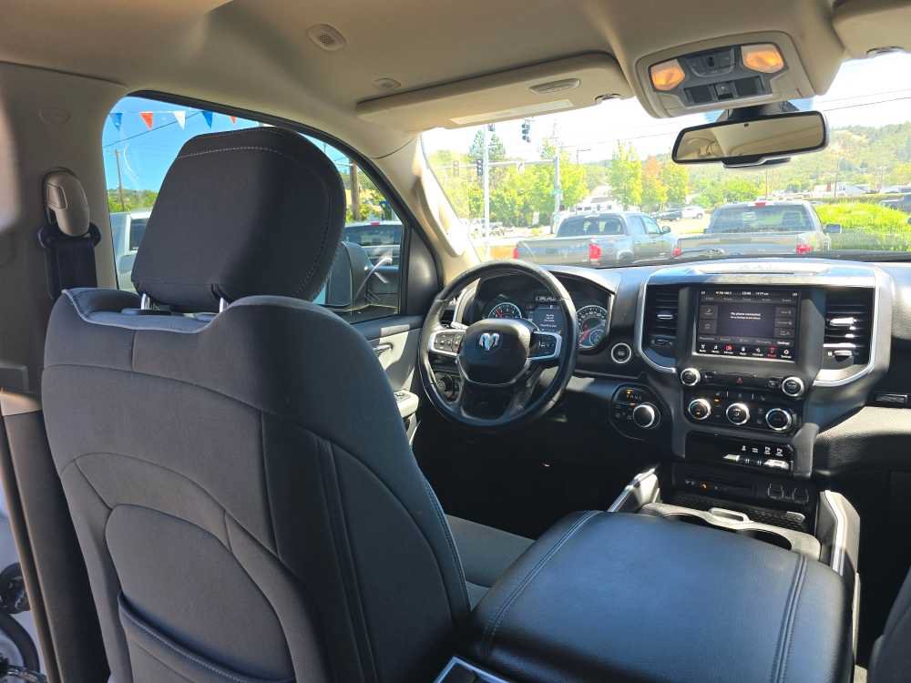 Used 2019 RAM 1500 Big Horn AWD/4WD image 10