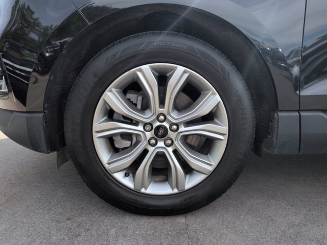 Certified 2023 Ford Edge Titanium AWD/4WD image 10