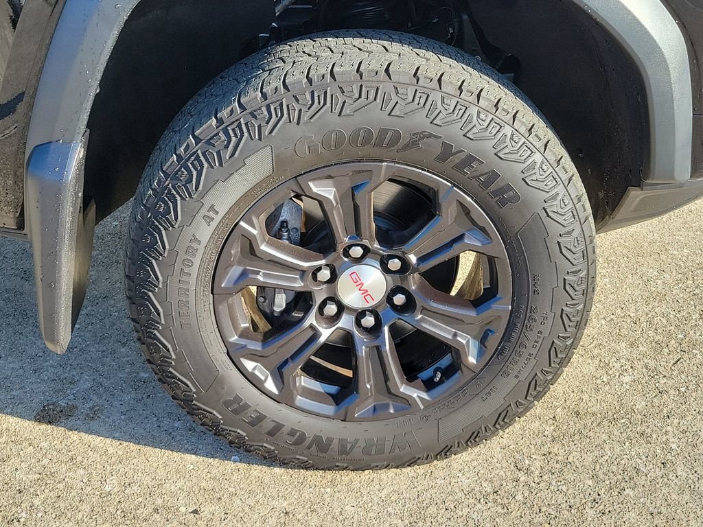 Used 2023 GMC Canyon Elevation w/ Elevation Premium Package image 8