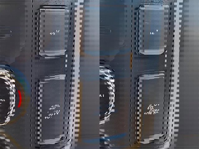 Certified 2022 Ford F150 XLT w/ Equipment Group 302A High image 18