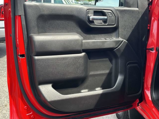 Used 2022 Chevrolet Silverado 1500 Custom RWD image 17