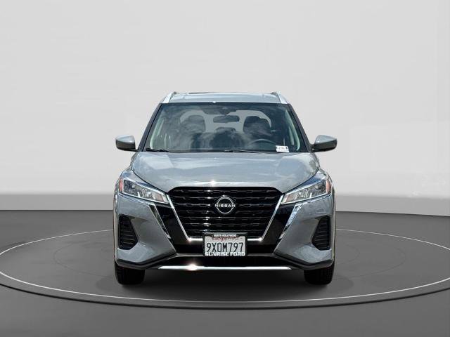 Used 2024 Nissan Kicks SV FWD image 3
