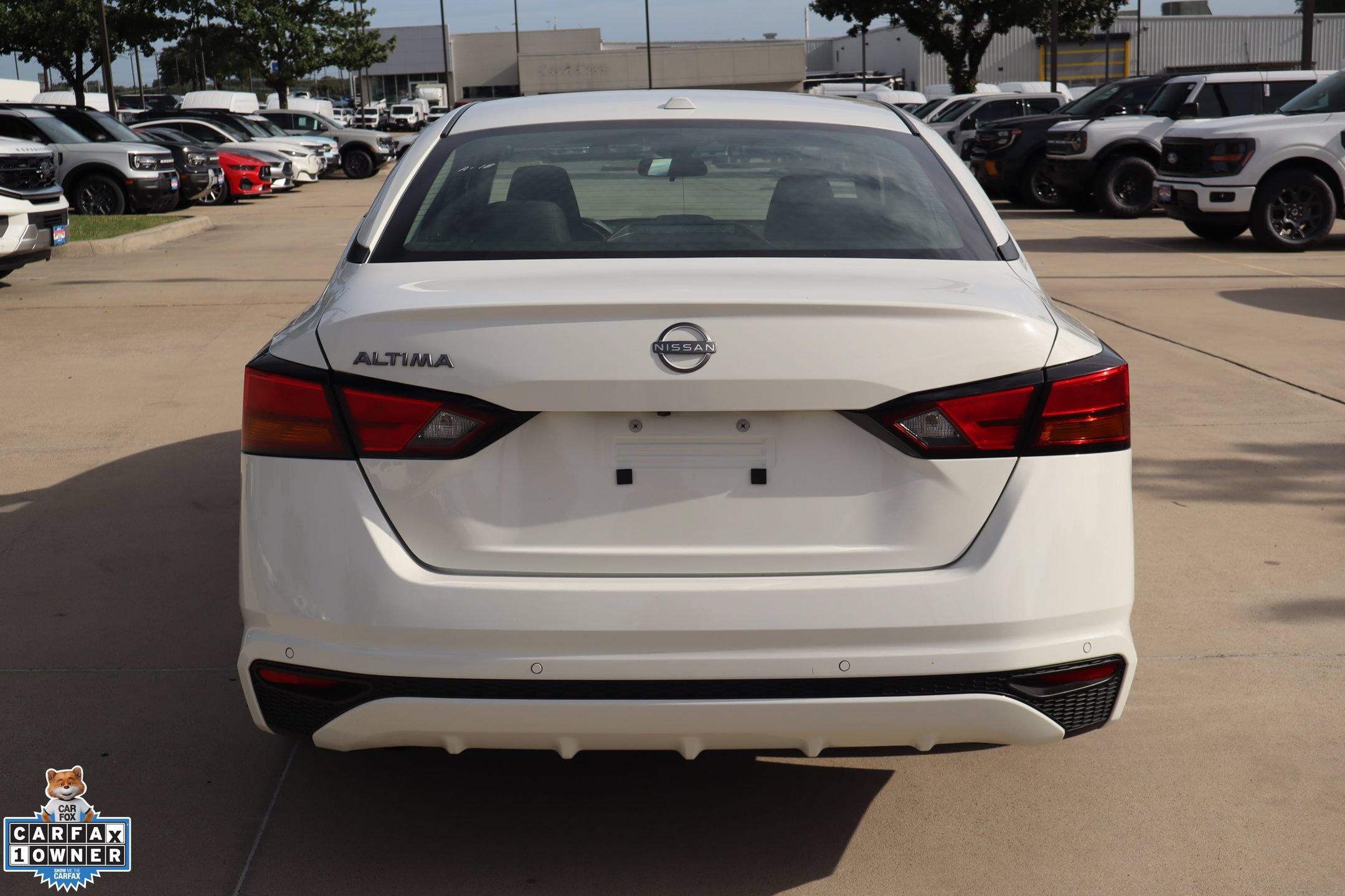 Used 2025 Nissan Altima 2.5 SV FWD image 4