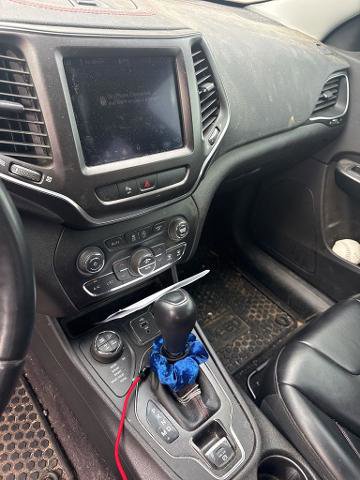 Used 2019 Jeep Cherokee Trailhawk w/ Comfort/Convenience Group image 10