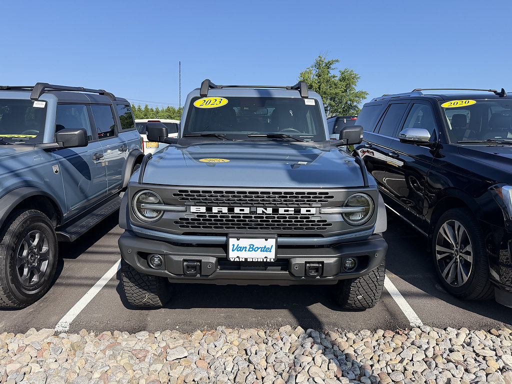 Certified 2023 Ford Bronco Badlands w/ Sasquatch Package AWD/4WD image 10