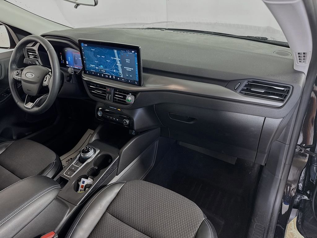 Certified 2023 Ford Escape SE image 29
