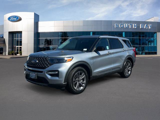 Certified 2023 Ford Explorer XLT w/ Equipment Group 202A