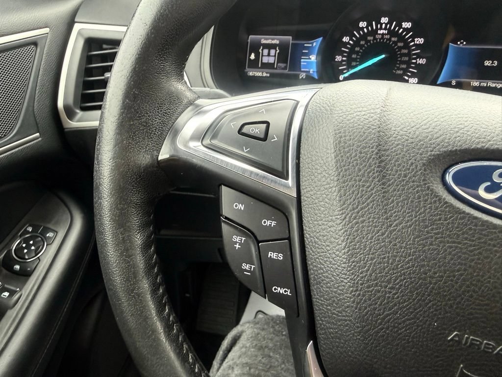 Certified 2022 Ford Edge SEL AWD/4WD image 21