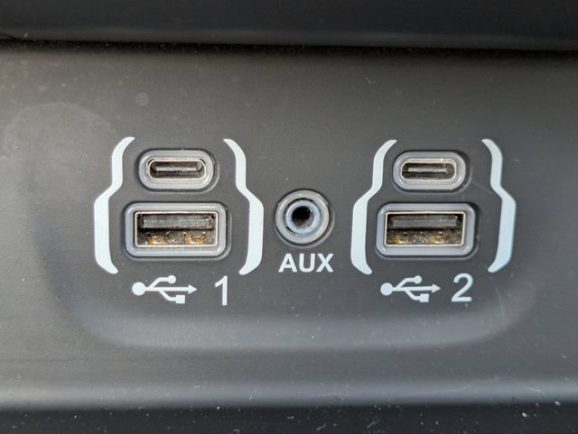 Used 2022 RAM 1500 Laramie AWD/4WD image 21