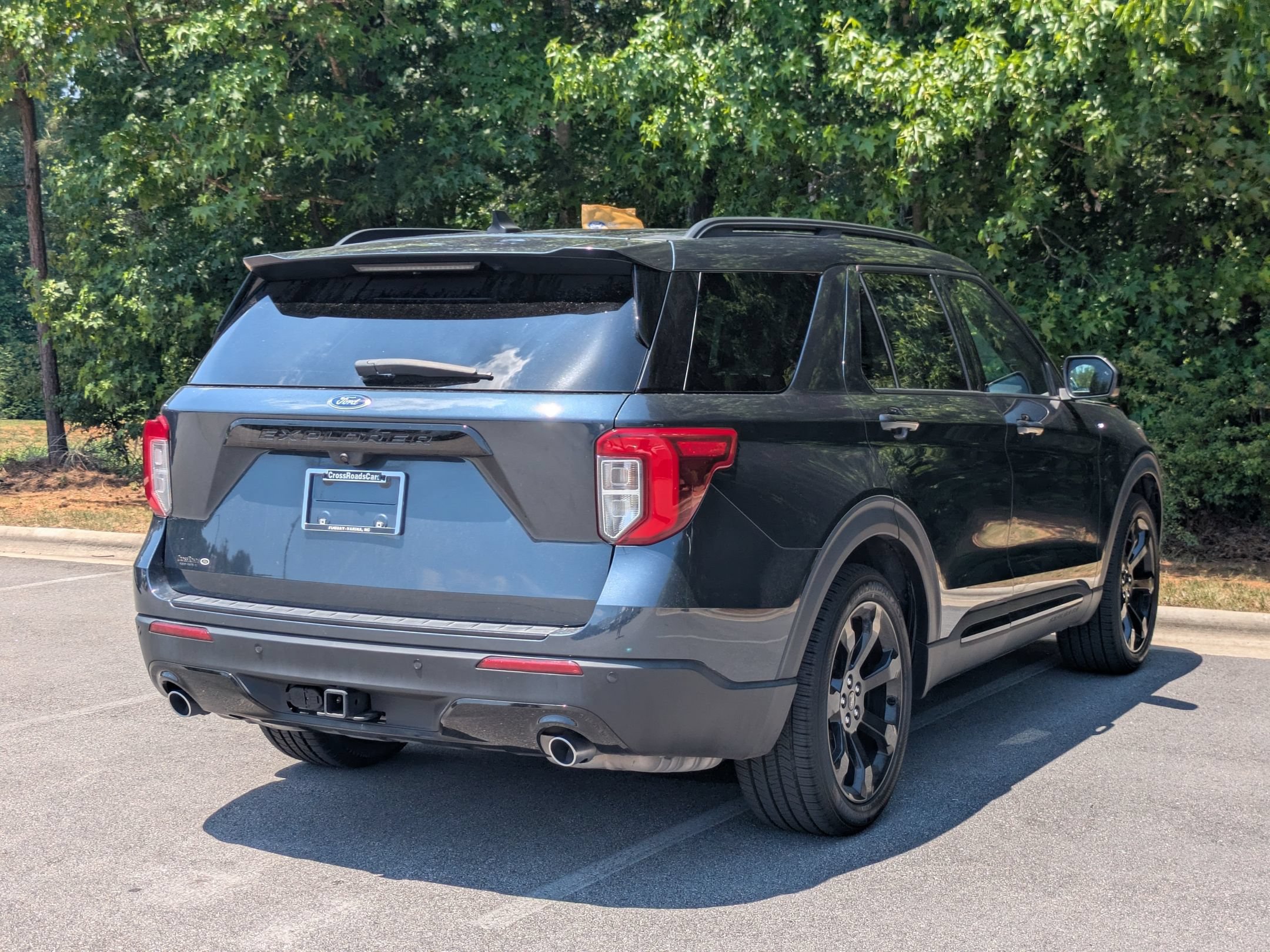 Certified 2022 Ford Explorer ST-Line w/ Class IV Trailer Tow Package RWD image 3