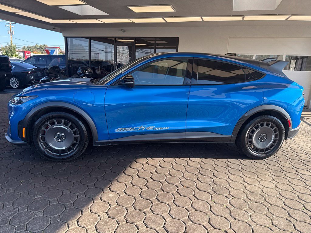 Certified 2025 Ford Mustang Mach-E GT AWD/4WD image 9