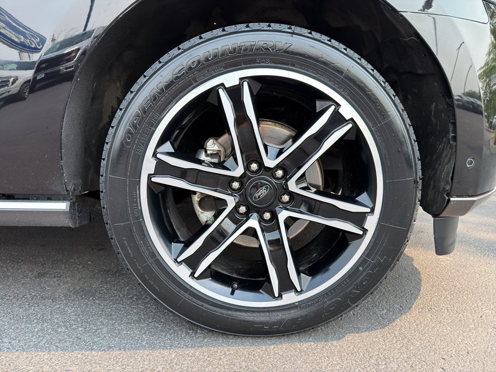 Certified 2019 Ford Expedition Limited w/ Special Edition Package AWD/4WD image 6