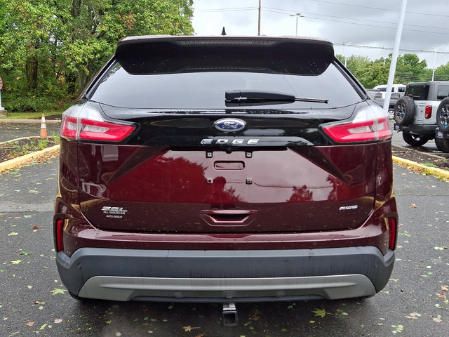 Certified 2024 Ford Edge SEL w/ Convenience Package AWD/4WD image 9