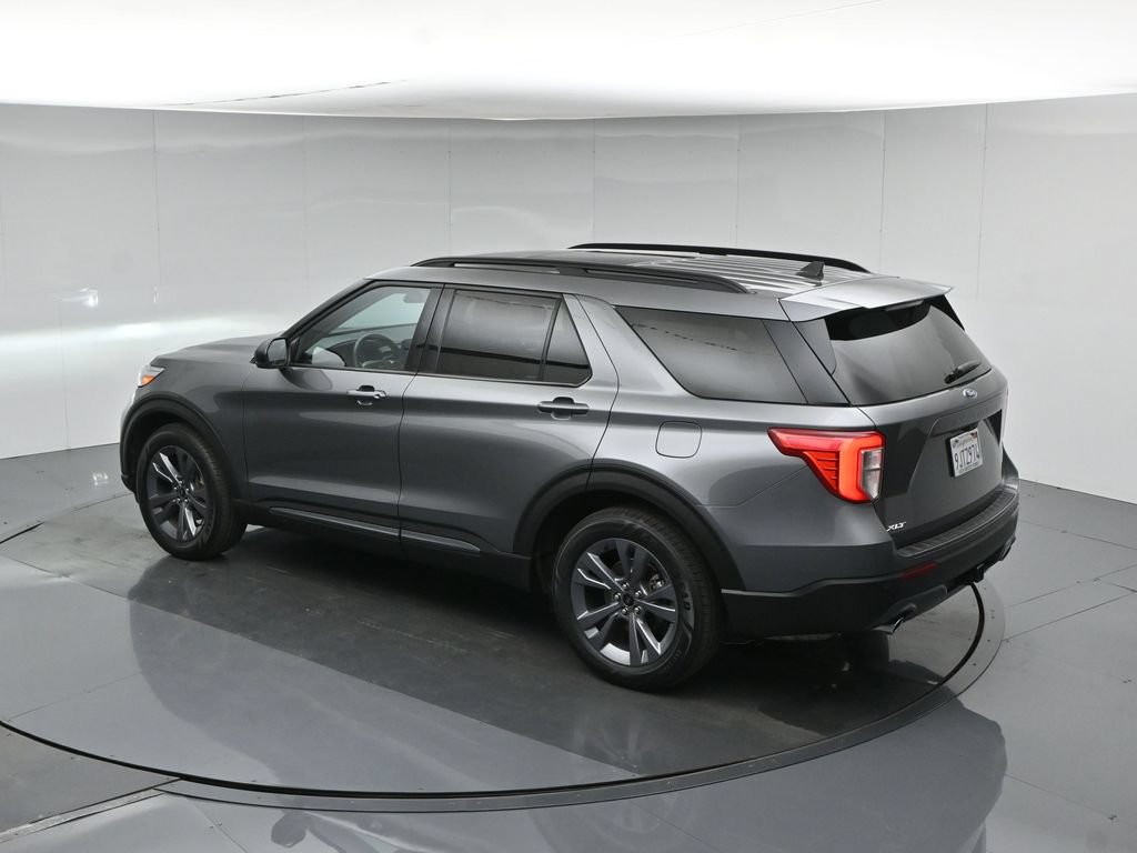 Certified 2023 Ford Explorer XLT w/ Equipment Group 202A RWD image 47