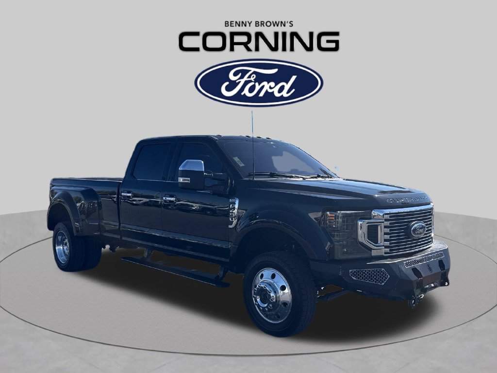 Certified 2022 Ford F450 Platinum w/ Camper Package AWD/4WD image 7