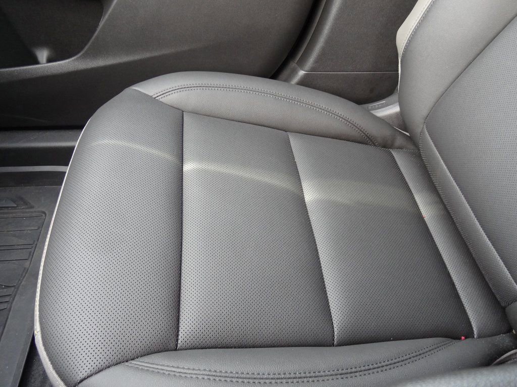 Used 2026 Chevrolet Trax ACTIV w/ Sunroof Package image 12