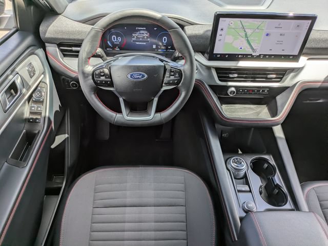 Certified 2026 Ford Explorer ST-Line w/ ST-Line Street Pack RWD image 16