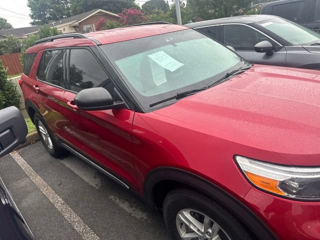 Certified 2022 Ford Explorer XLT w/ Equipment Group 202A AWD/4WD image 6