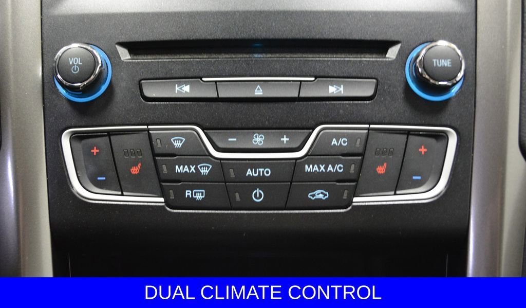 Certified 2017 Ford Fusion SE w/ Fusion SE Technology Package FWD image 13