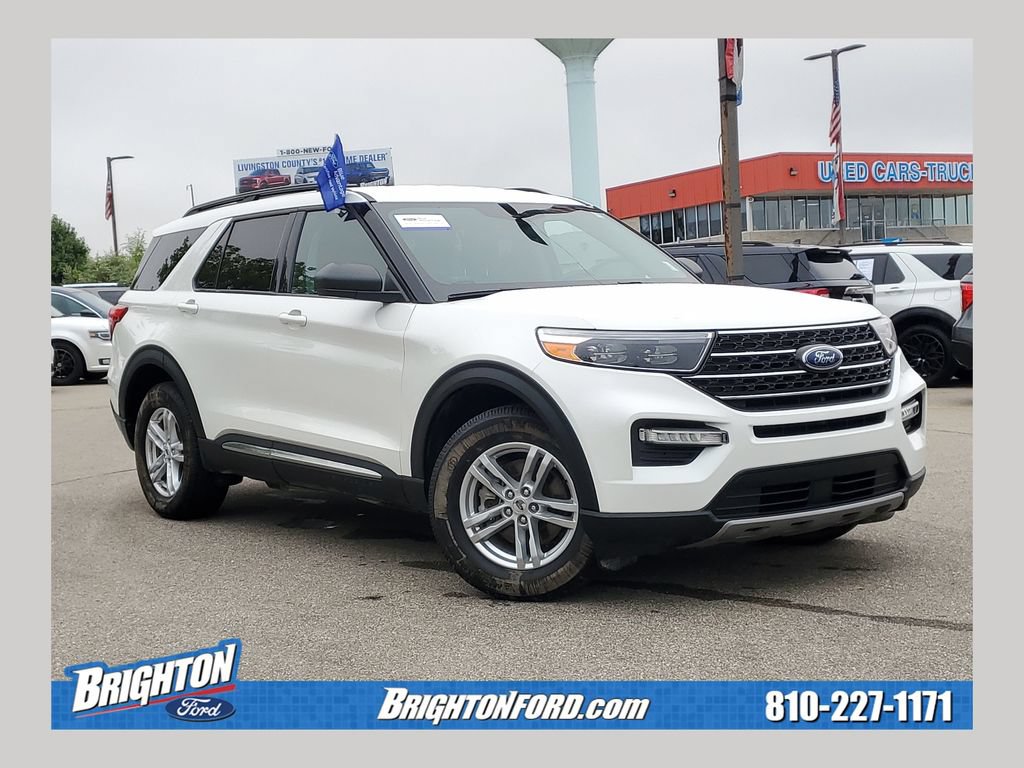 Certified 2022 Ford Explorer XLT w/ Equipment Group 202A AWD/4WD image 1