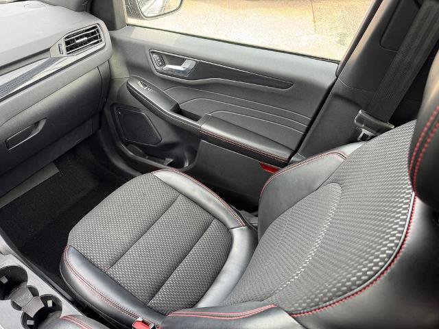 Certified 2024 Ford Escape ST-Line w/ Tech Pack #1 AWD/4WD image 17