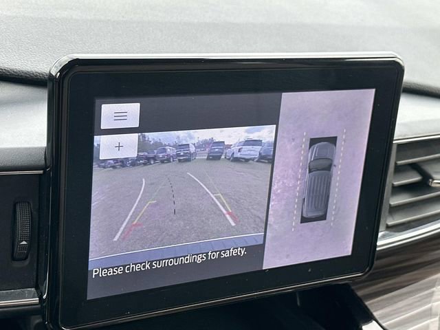 Certified 2023 Ford Explorer Limited w/ Equipment Group 301A image 29