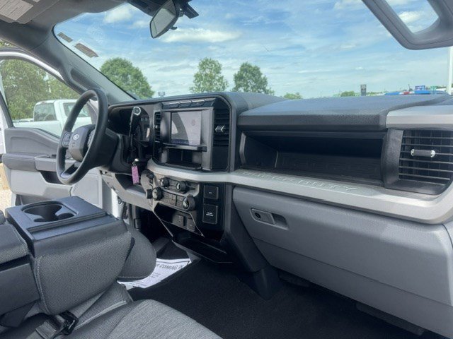 Certified 2023 Ford F250 XL w/ STX Appearance Package AWD/4WD image 40