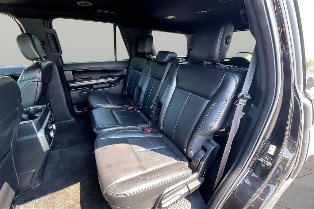 Certified 2020 Ford Expedition XLT w/ Equipment Group 202A RWD image 26