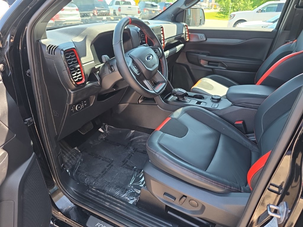 Certified 2025 Ford Ranger Raptor AWD/4WD image 11