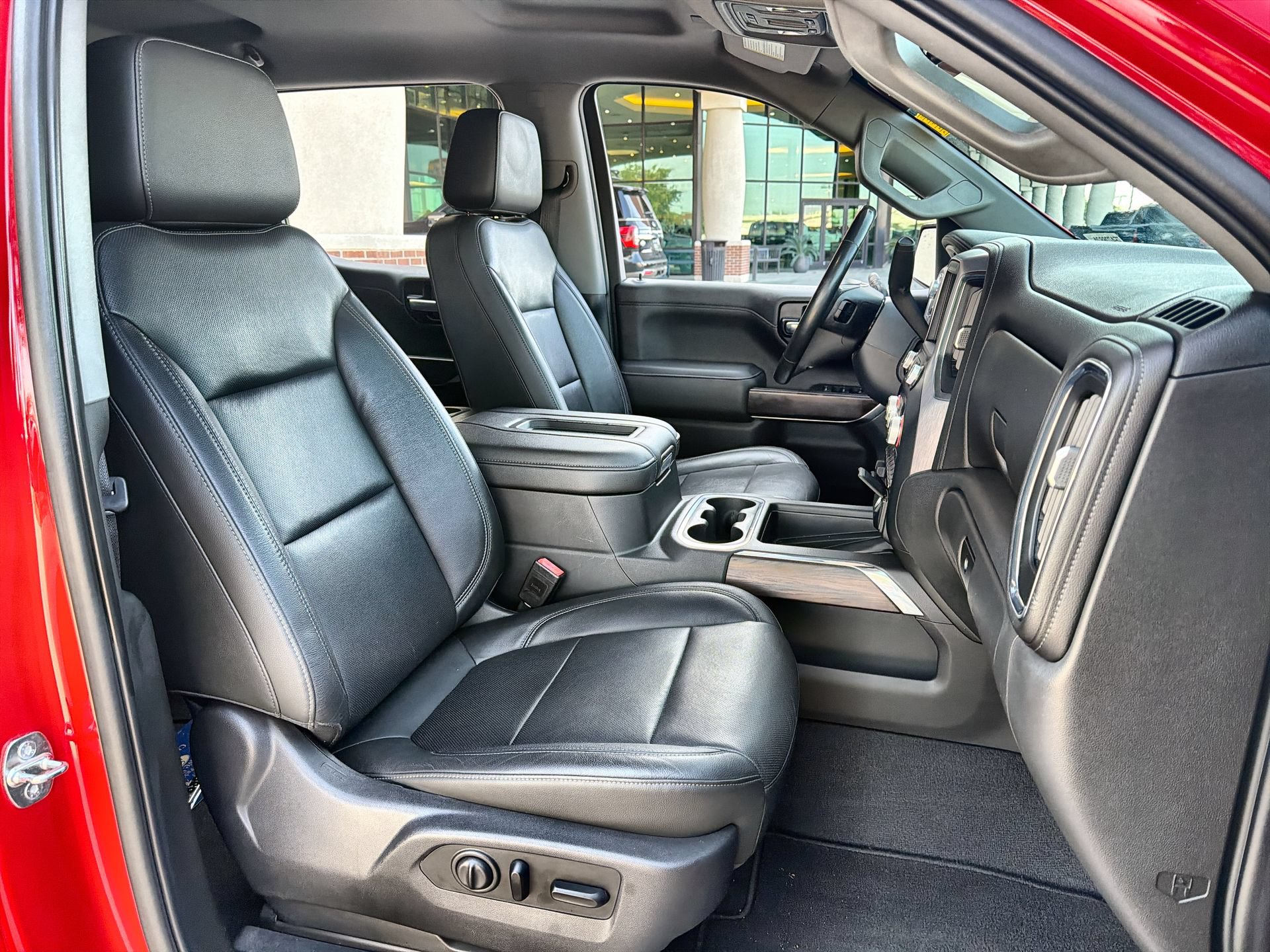 Used 2019 GMC Sierra 1500 SLT RWD image 24