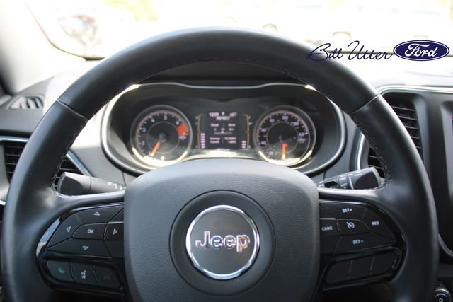 Used 2021 Jeep Cherokee Latitude Plus FWD image 23