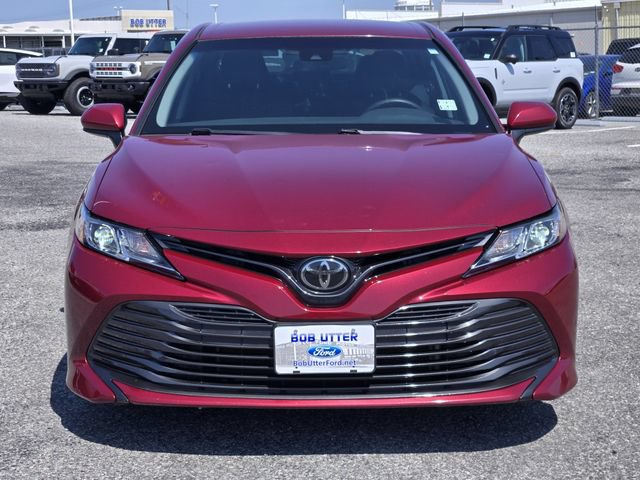 Used 2018 Toyota Camry LE FWD image 2