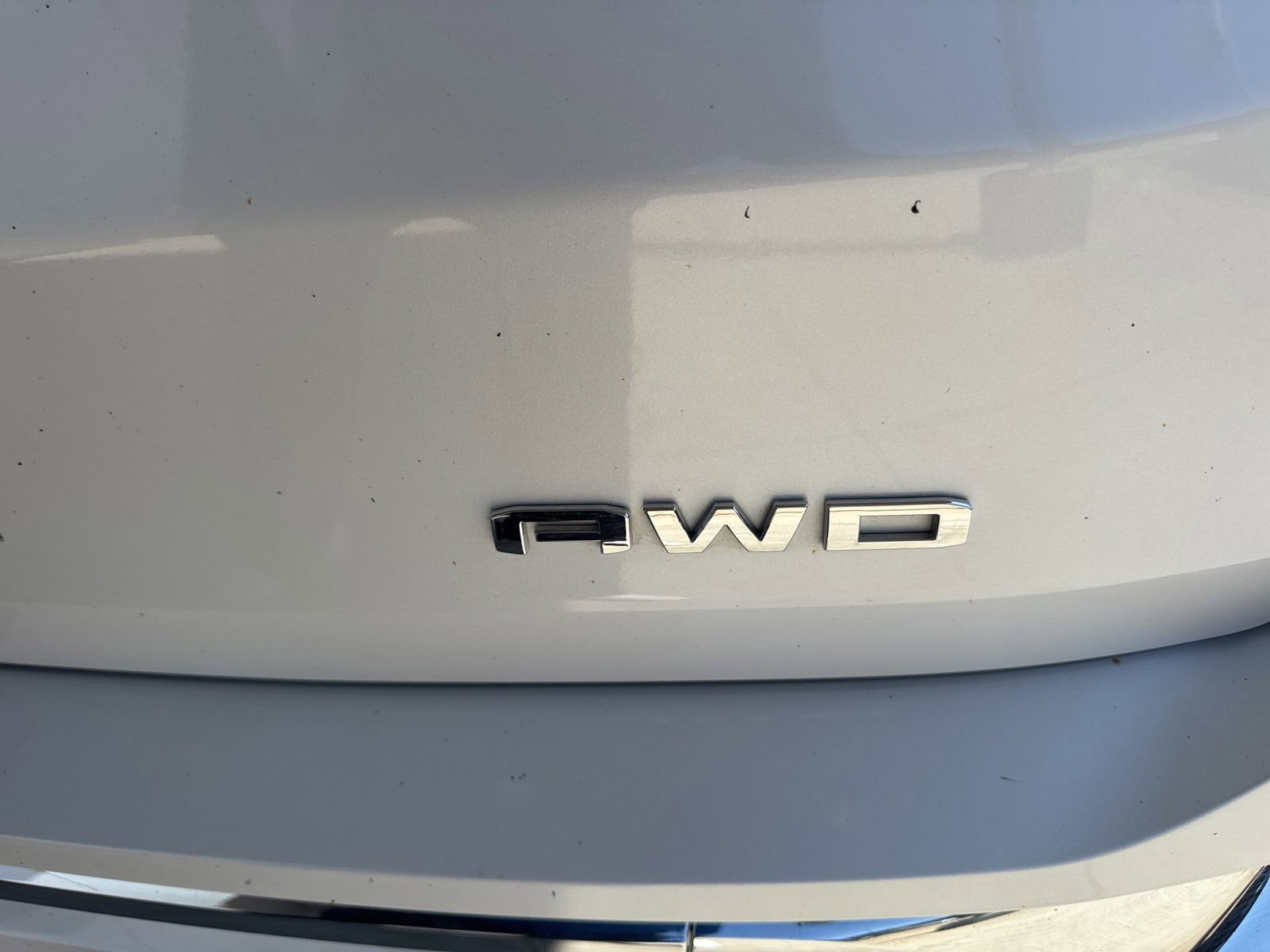 Used 2024 GMC Terrain Denali w/ Denali Premium Package AWD/4WD image 15