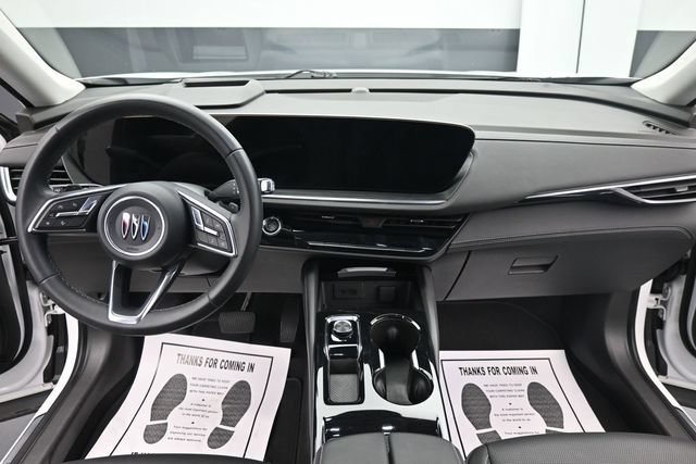 Used 2025 Buick Envision Preferred AWD/4WD image 17