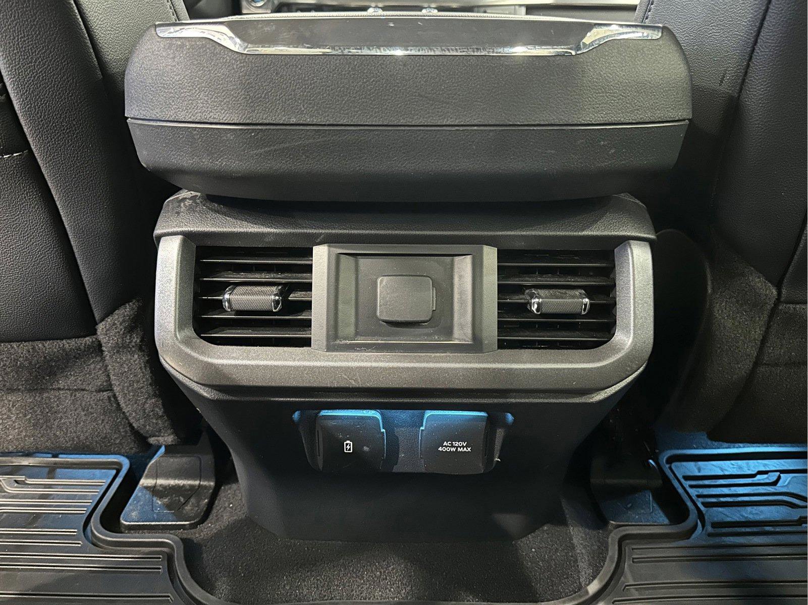 Certified 2023 Ford F150 Lariat w/ Trailer Tow Package image 19