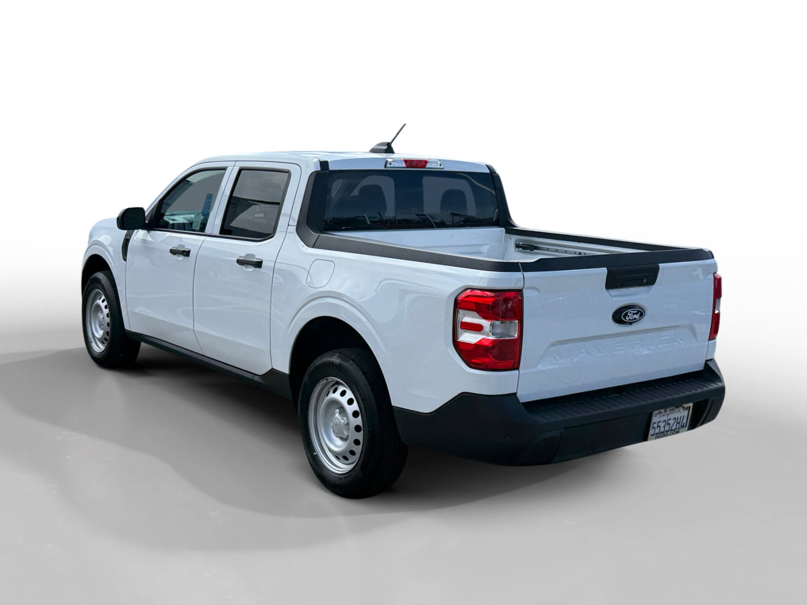 Certified 2025 Ford Maverick XL w/ Equipment Group 102A AWD/4WD image 3