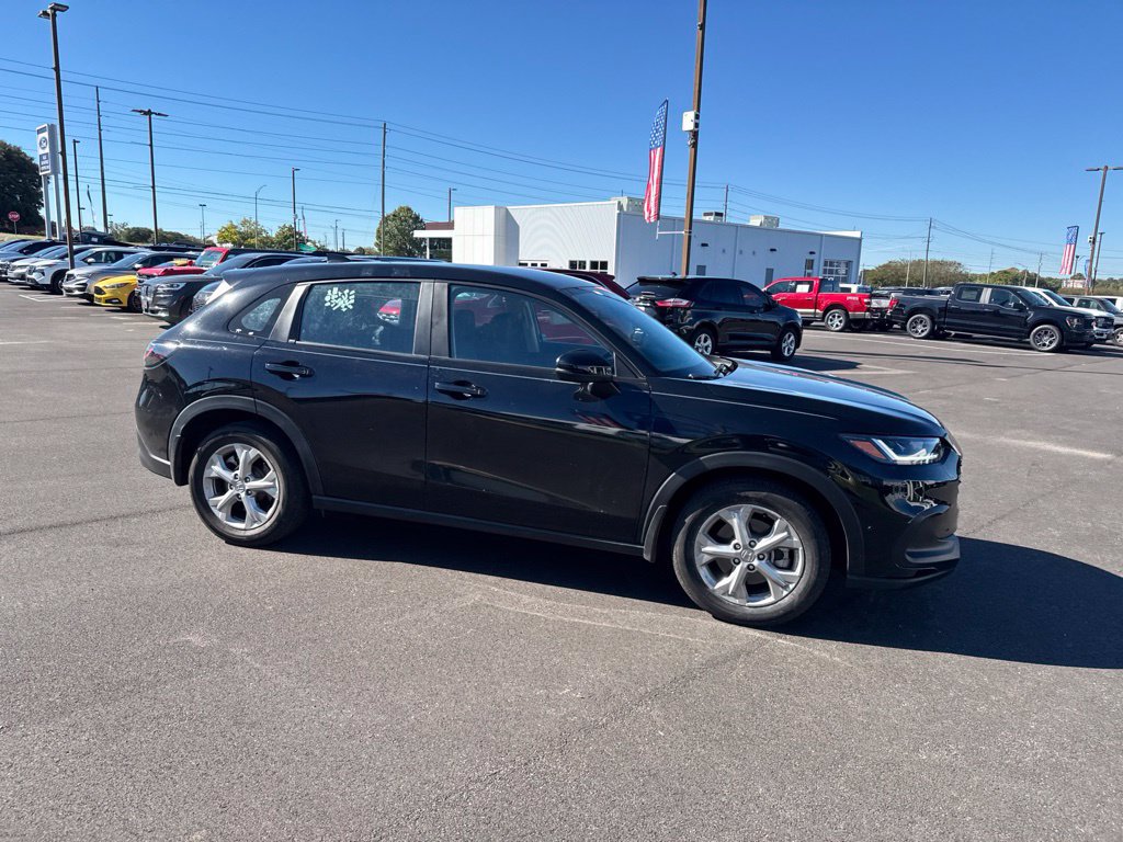 Used 2024 Honda HR-V LX image 13