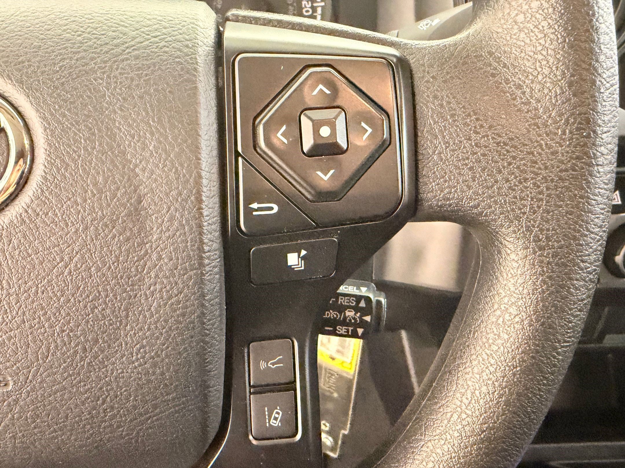 Used 2023 Toyota Tacoma SR image 28