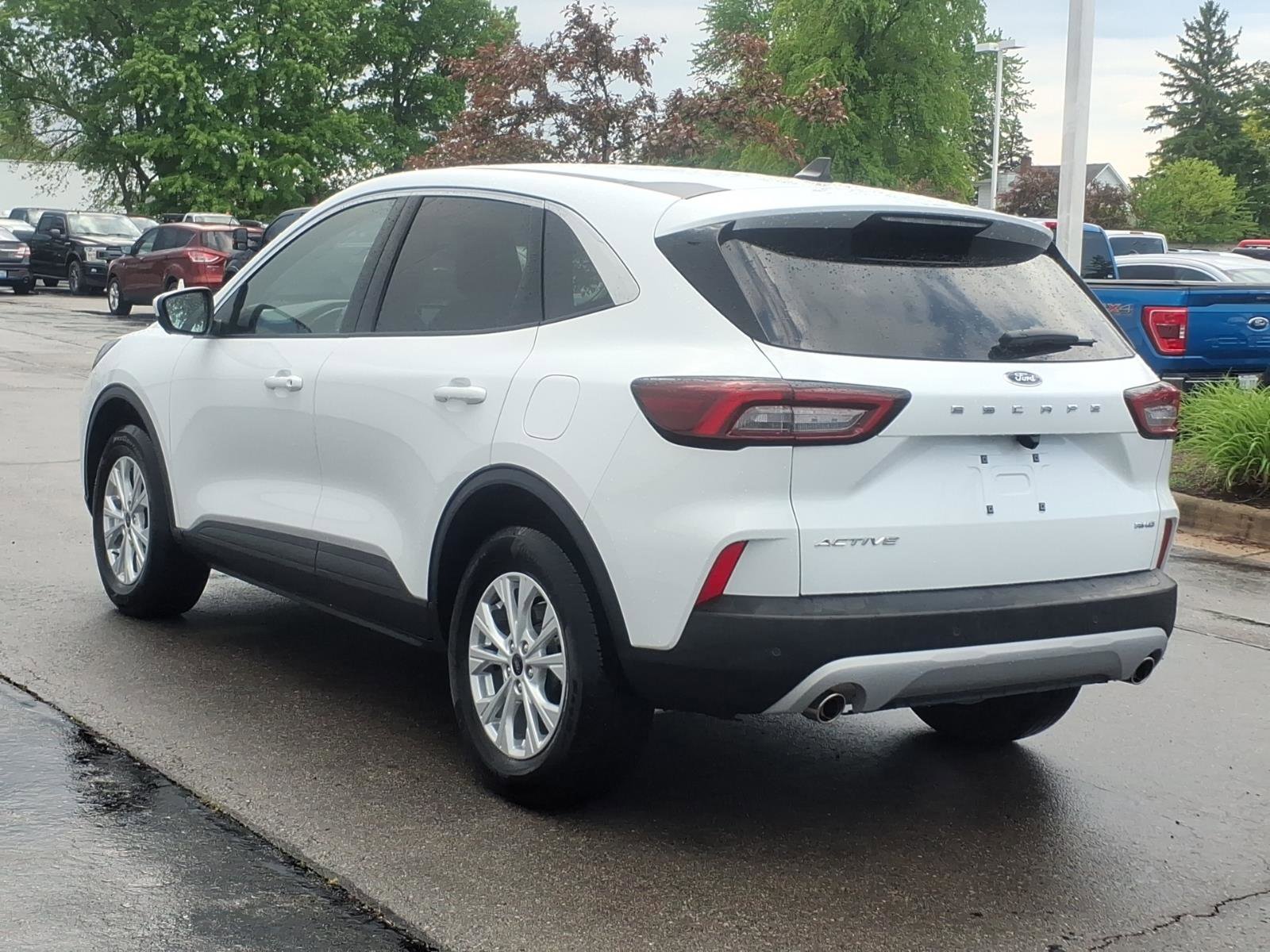 Certified 2024 Ford Escape Active w/ Tech Pack #2 AWD/4WD image 4
