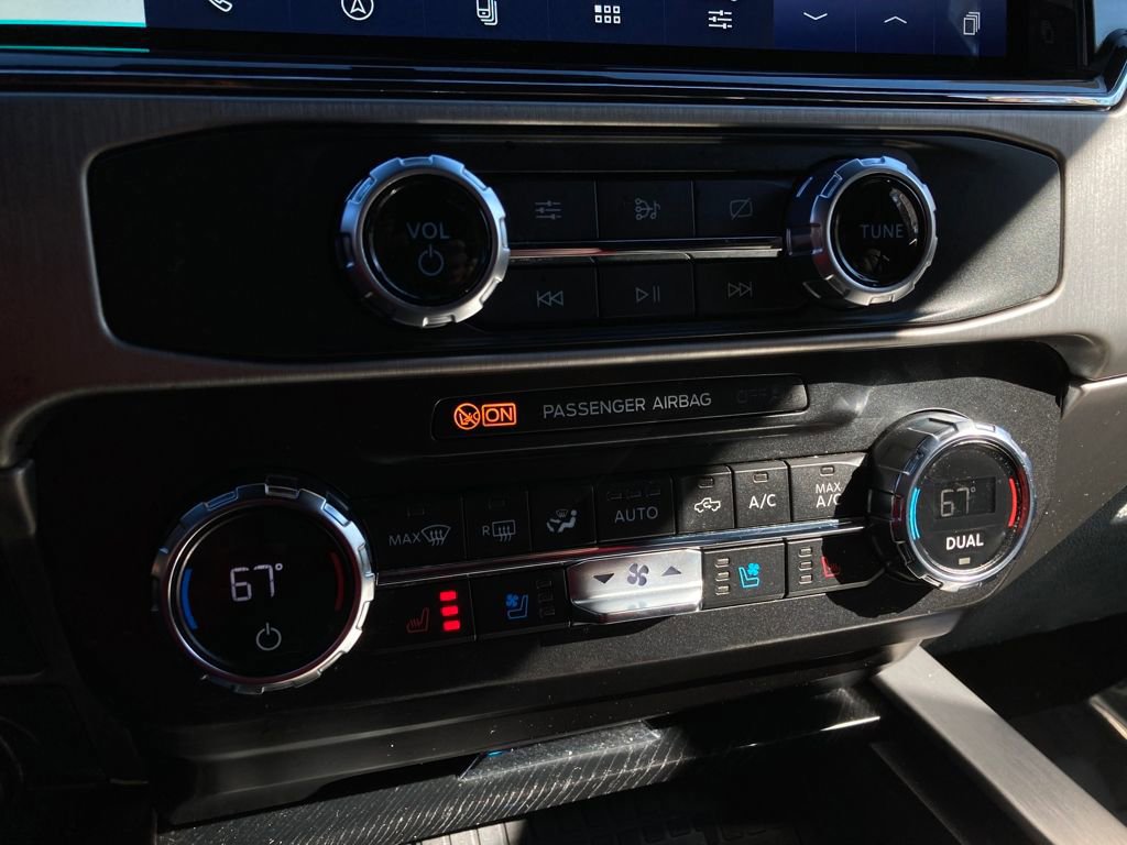 Certified 2022 Ford F250 Platinum image 23