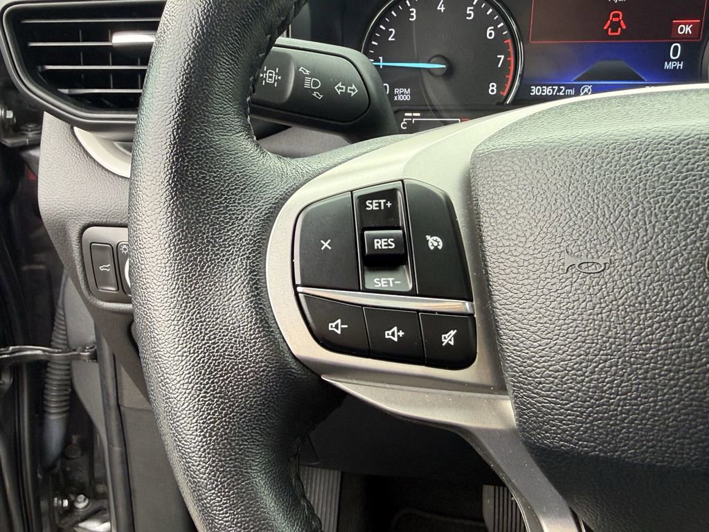 Certified 2024 Ford Explorer XLT image 22