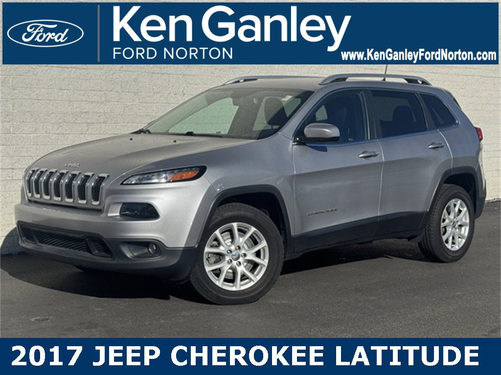 Used 2017 Jeep Cherokee Latitude w/ Comfort/Convenience Group