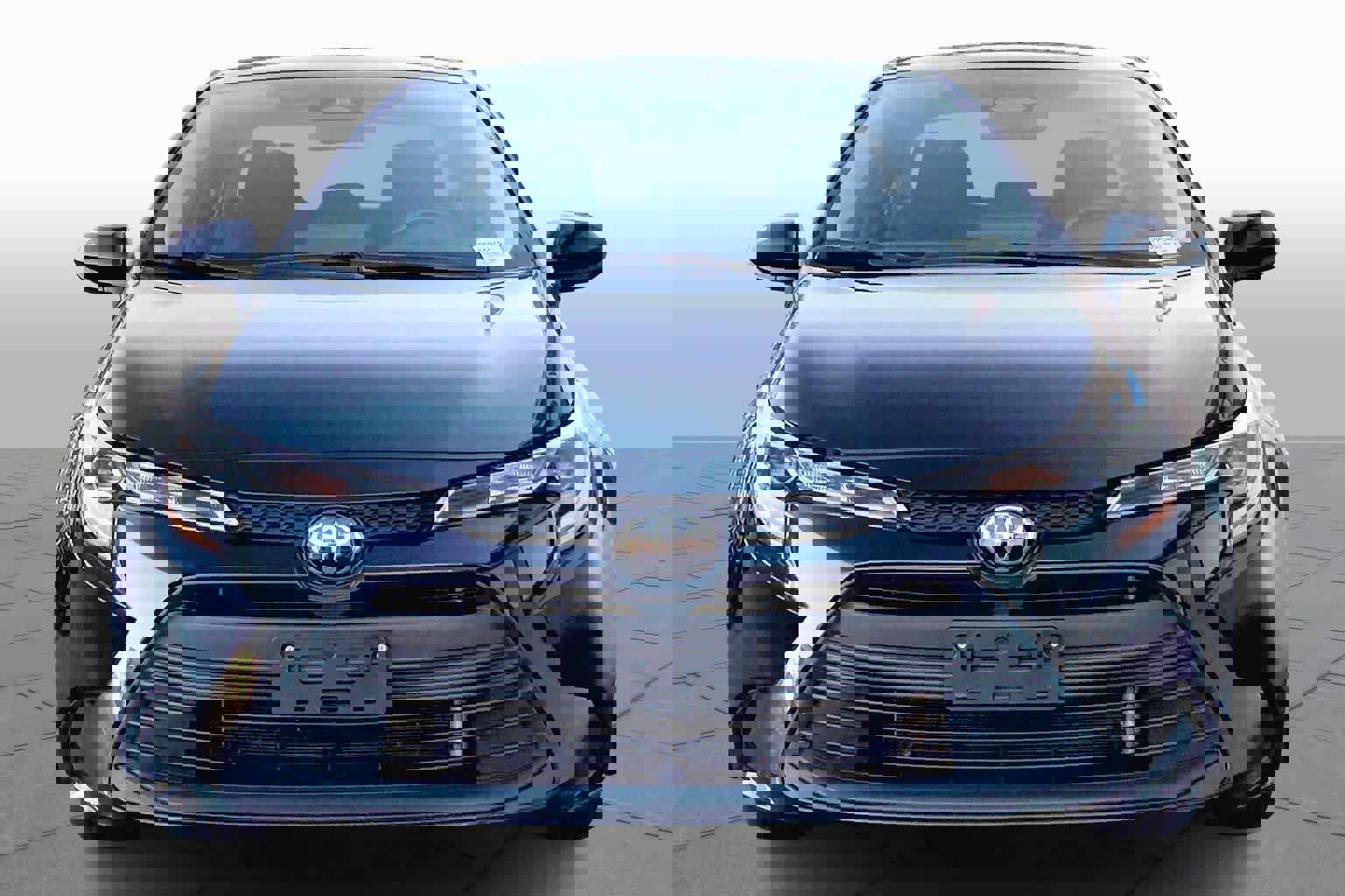 Used 2023 Toyota Corolla LE image 6