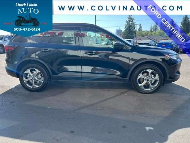 Certified 2025 Ford Escape ST-Line Select AWD/4WD image 7