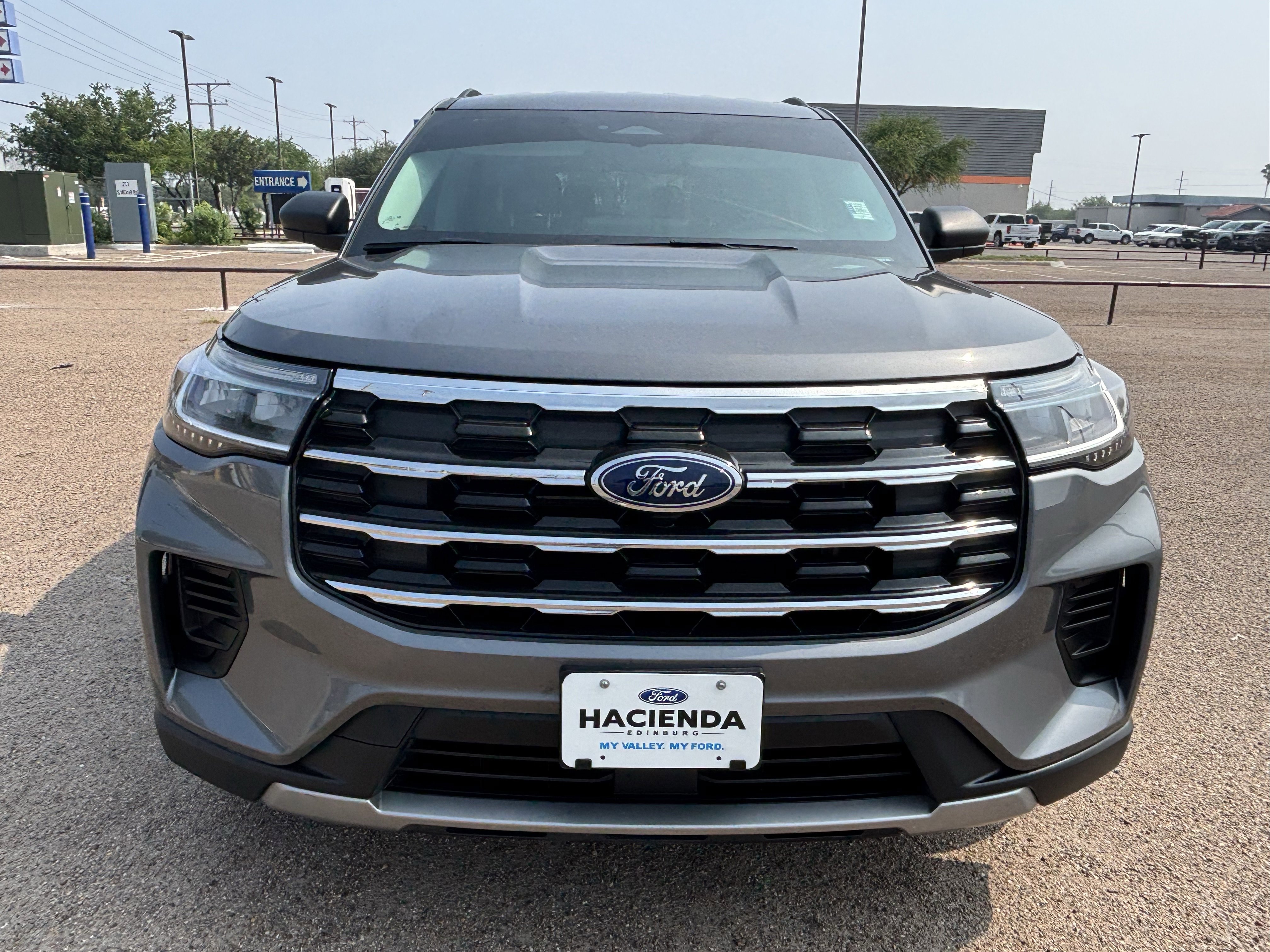 Certified 2025 Ford Explorer Active RWD image 6