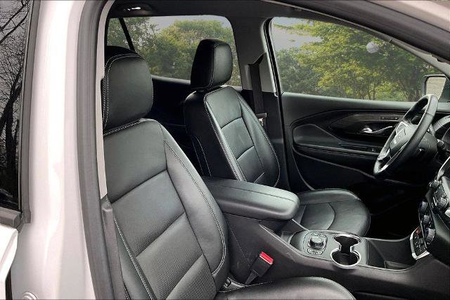 Used 2024 GMC Terrain SLT AWD/4WD image 7