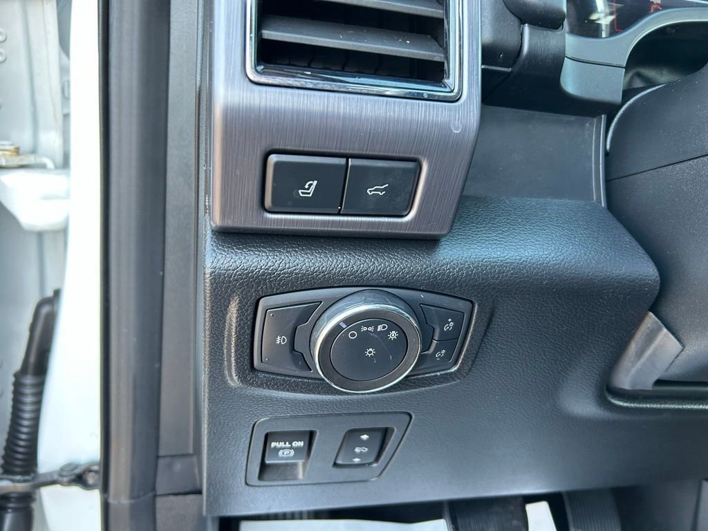 Certified 2020 Ford Expedition Platinum image 21