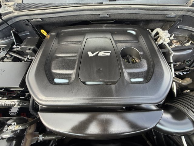 Used 2017 Jeep Grand Cherokee Laredo AWD/4WD image 22