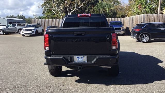 Used 2025 Chevrolet Colorado Trail Boss image 4