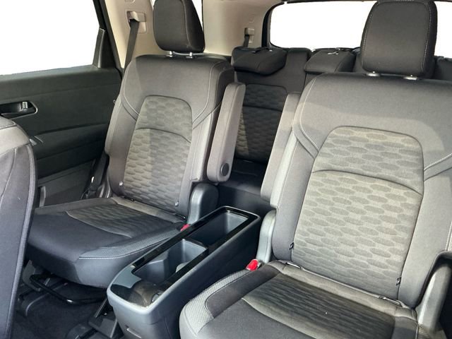 Used 2025 Nissan Pathfinder SV w/ SV Premium Package AWD/4WD image 16